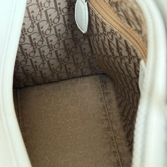 Christian Dior Cannage Lady Dior - Picture 17 of 17